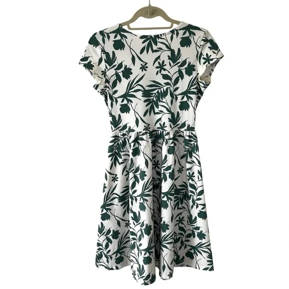 Pact NWOT Organic Cotton Fit & Flare Crossover Tropical Palm Summer Dress Small - Picture 10 of 16